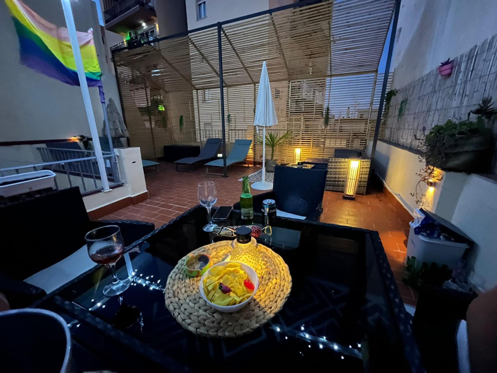 Gay Hostel Торремолінос Екстер'єр фото